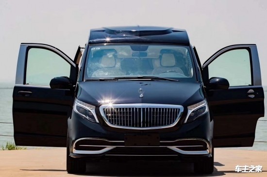 奔驰改装立标v260l高顶商务车