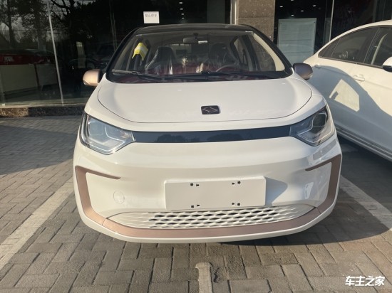 续航高达306km无锡大众思皓e10x风靡锡城现场实车实拍