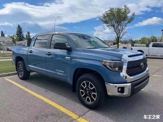 21款丰田塔库玛越野先锋性能卓越横扫川藏线