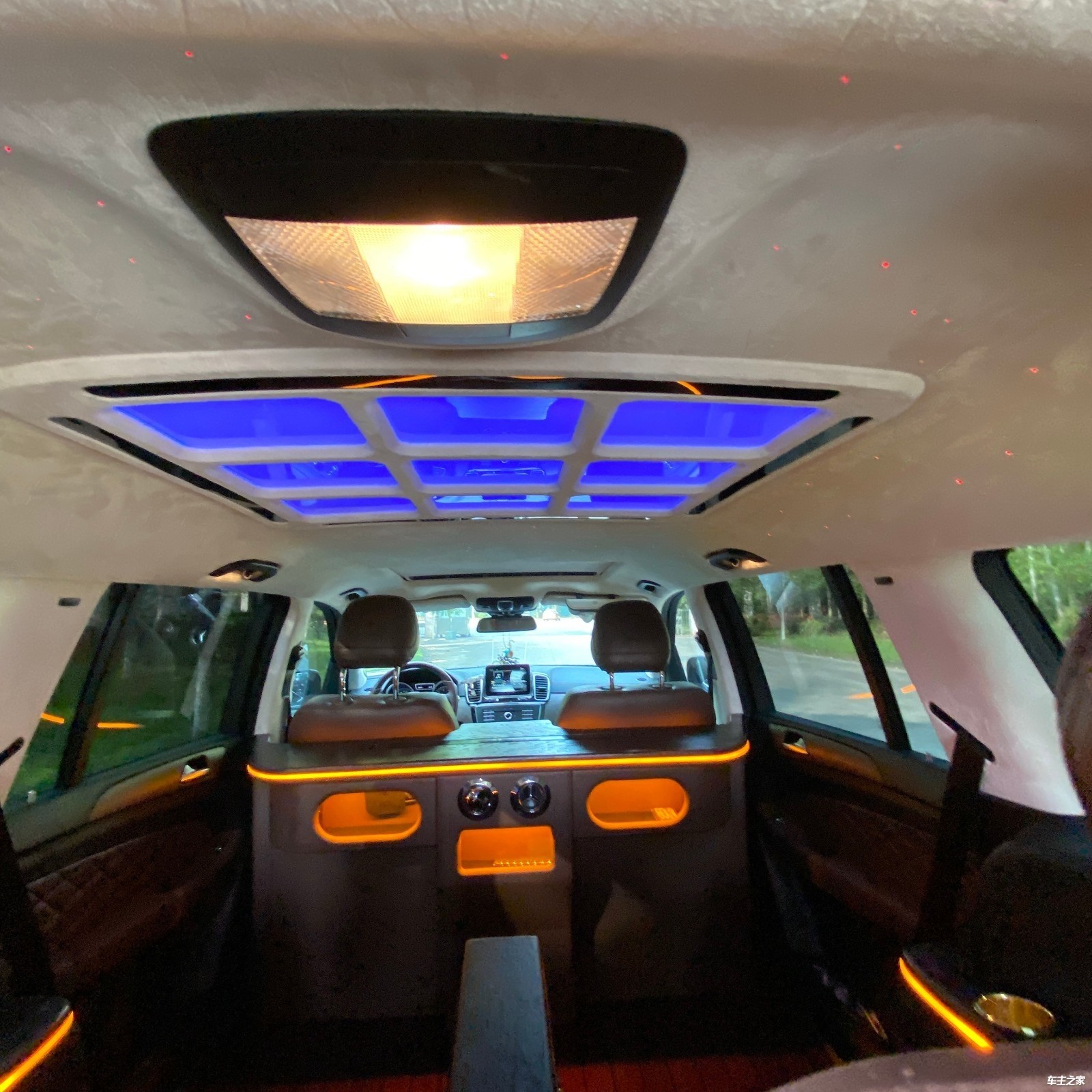 奔驰ml改装航空座椅内饰0