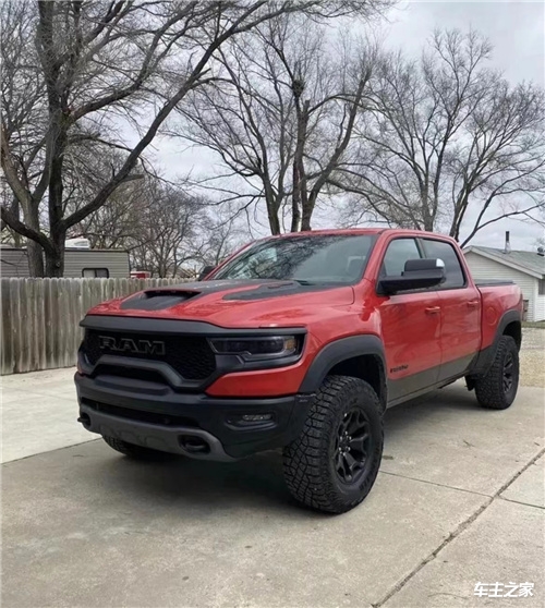 22款道奇公羊霸王龙rtx62l全球顶尖级越野车