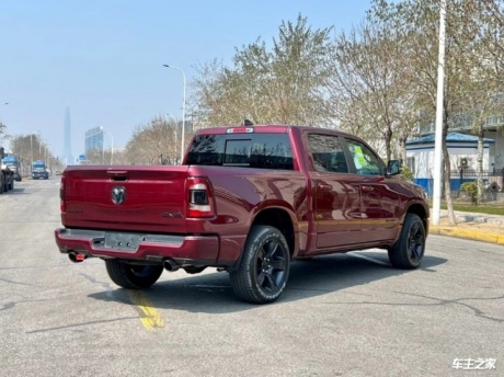 特价皮卡21款道奇公羊运动版57八缸大排量现车实拍详细配置