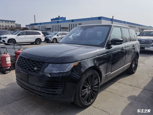 22款路虎揽胜行政黑耀版价格单以及配置介绍