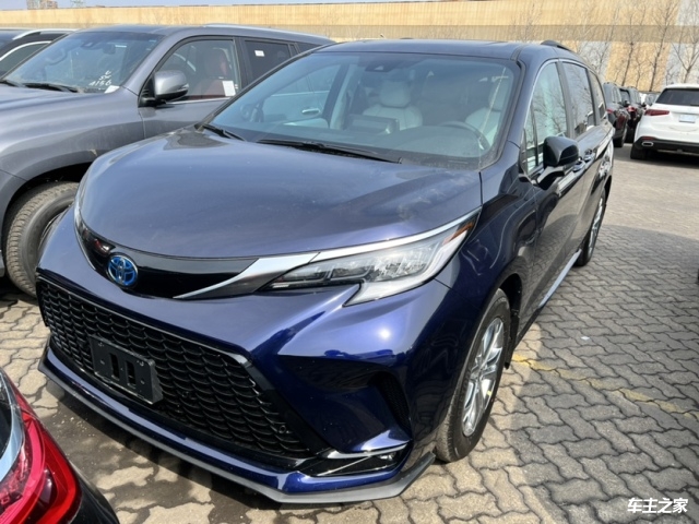 2022款进口丰田塞纳xse四驱版直降17万售全国最低价