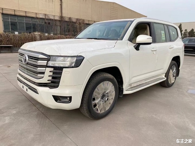 平行进口丰田酷路泽3500云南昆明可预订价格优惠