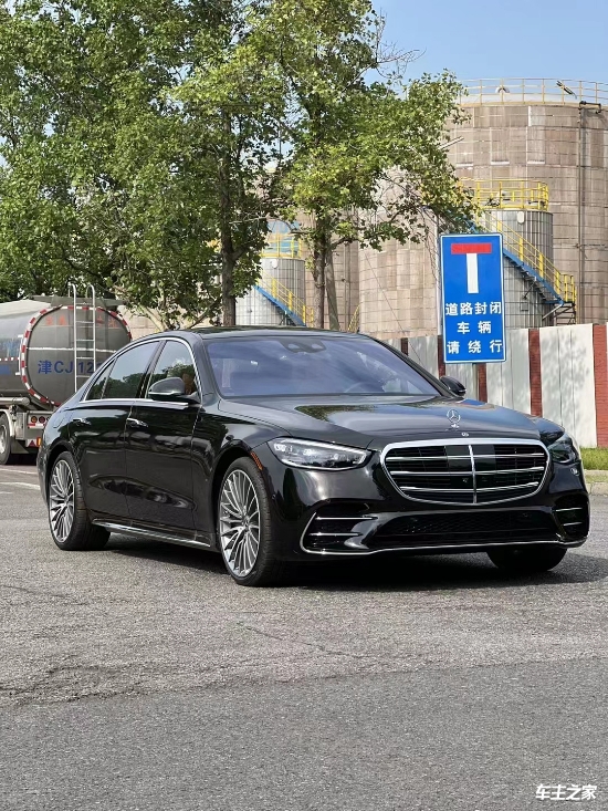2022款奔驰s500平行进口30t标配123万抄底价格