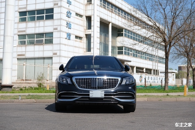 【图】2022款奔驰迈巴赫s580售价280万 精美nappa真皮顶棚_天津优惠