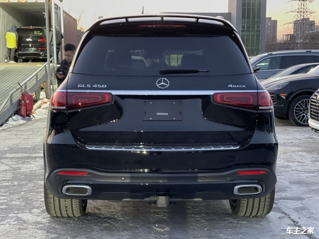 22款奔驰gls450性价比极高超实用七座家庭城市suv天津港最低90w起