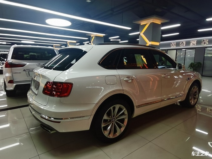 超豪华宾利首款suv添越团购特惠