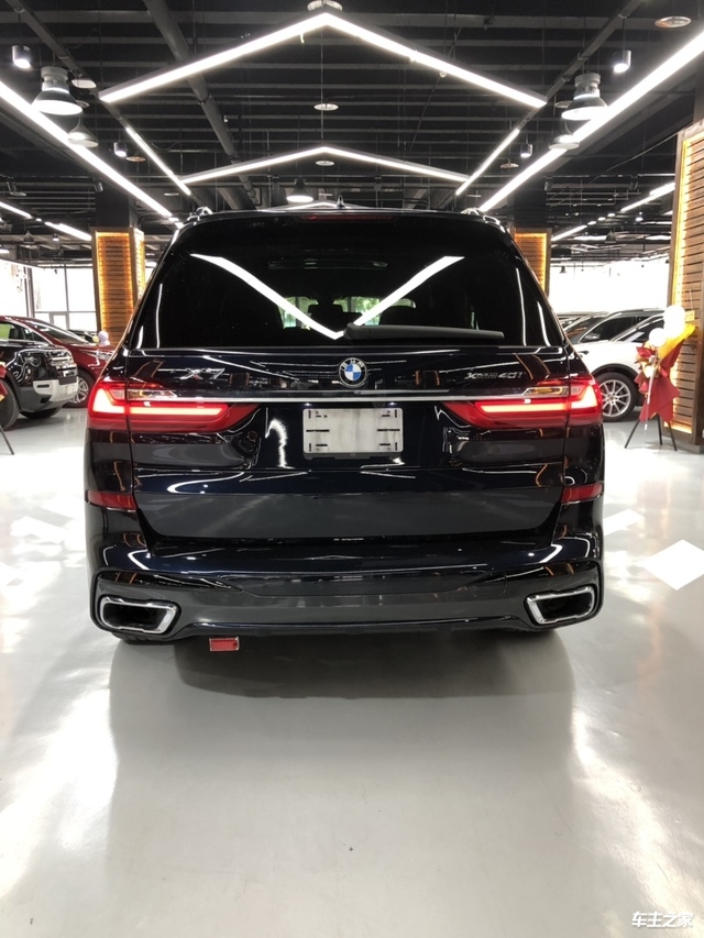 22款宝马x7现车现价比极高全国可上牌售价88w