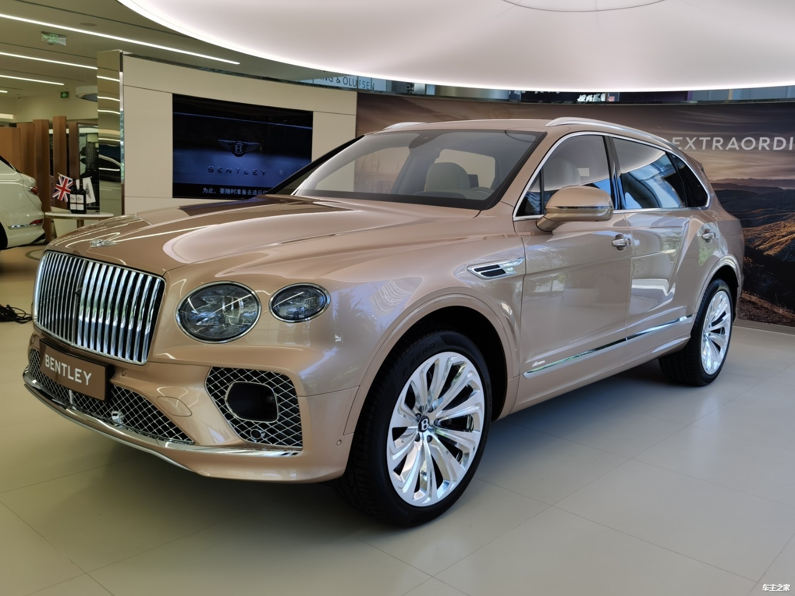 宾利添越v8加长版全新升级长轴雅度报价艾特你喜欢的人给你买