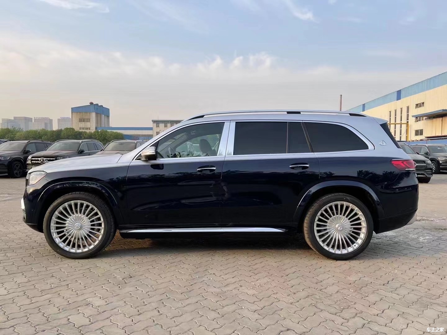 22款奔驰迈巴赫gls600现车最新价格商务车价格