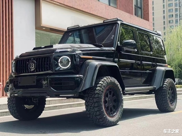 【图】amg展厅最新款奔驰g550巴博斯版 外观不要太霸气!