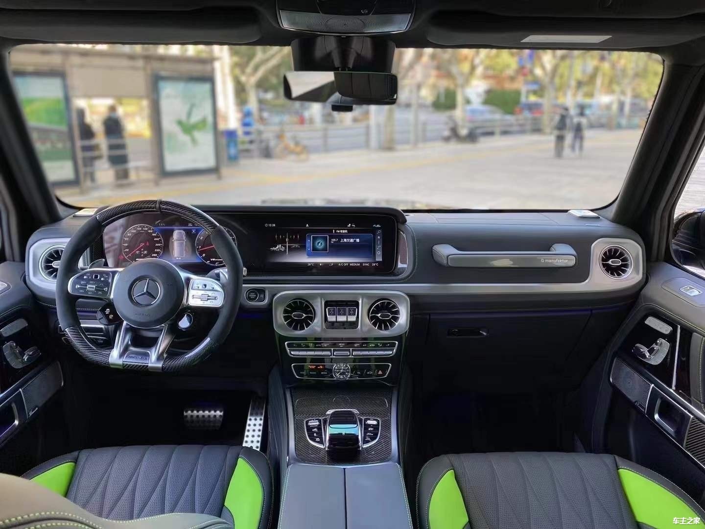 22款奔驰g63大满配现车都有什么颜色的实拍图片解读