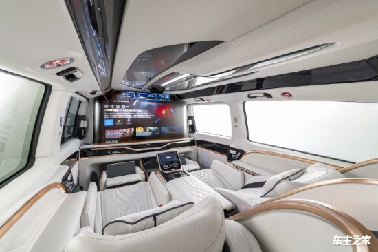 2023顶级商务车|罗伦士湾流四座进口奔驰mpv报价落地多少钱?