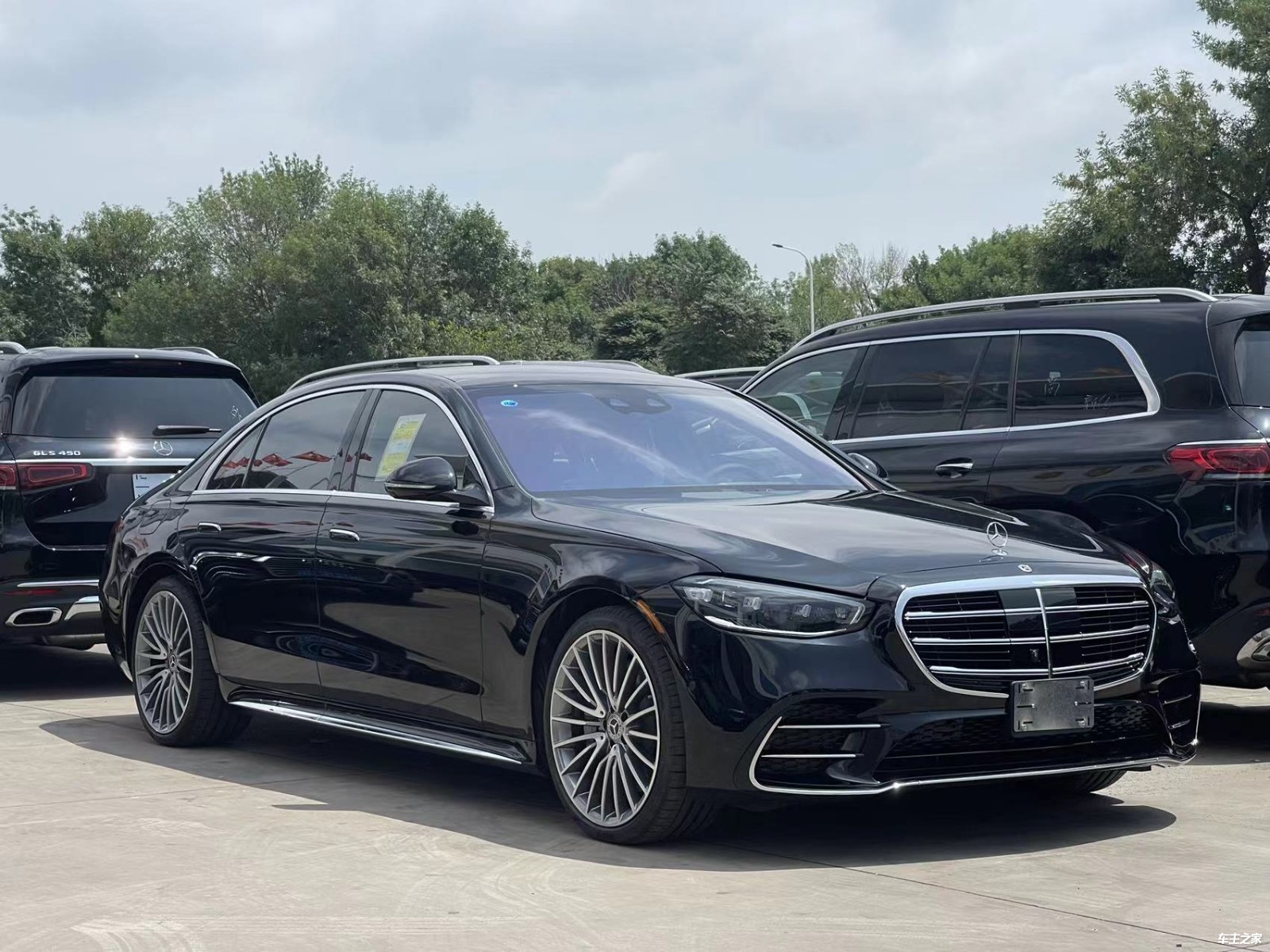 2022款奔驰s500现车对比中规便宜20余万|优惠促销 - 天津福润达名车