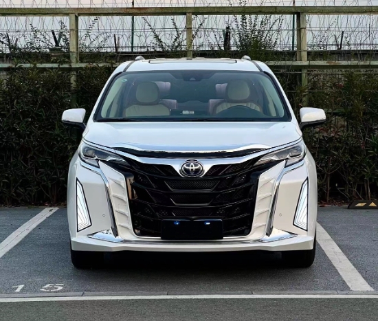 天津港口丰田塞纳赛娜格瑞维亚商务车外观内饰定制改装升级案例