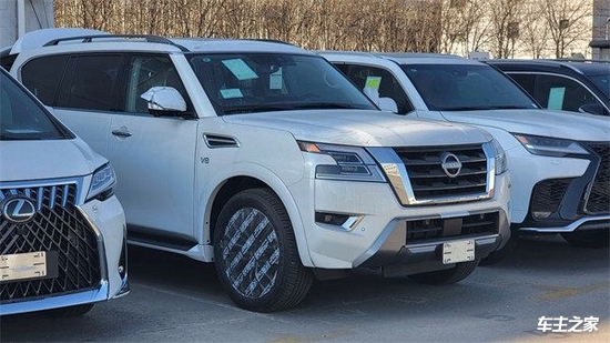 2022款日产途乐v8国六现车价格钜惠中5.