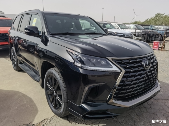 选配:无线充电,冰箱,抬头显示,雷测,lux高级包,马克莱文森,运动包