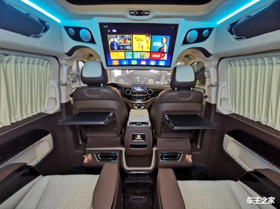 昆明奔驰威霆高顶双门7座迈巴赫vs980雅享版商务车优惠现车