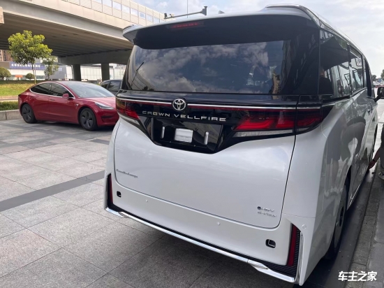 2024款丰田威尔法西安新车898万起专卖丰田商务车