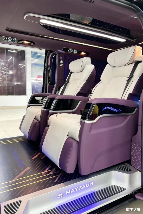 昆明奔驰威霆双门7座改装帷幕小高顶gls版498万优惠促销