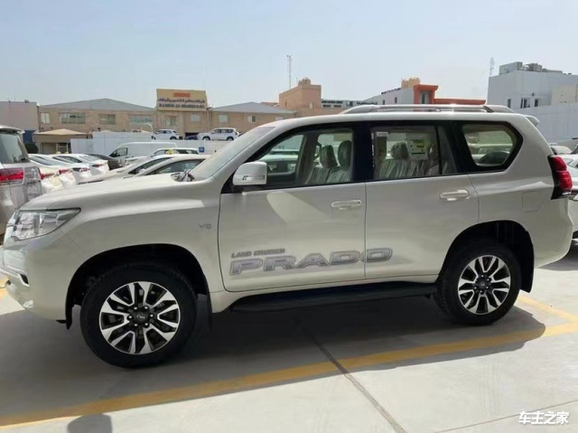 2023款进口丰田霸道4000普拉多西安展厅现车降价优惠促销