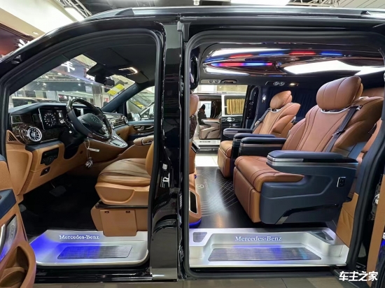 昆明奔驰203款7座威霆改装运动尊贵版商务车优惠483万