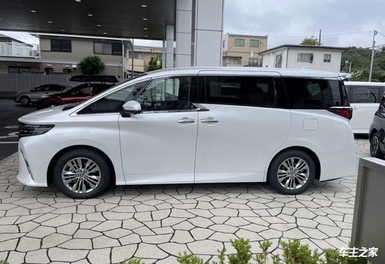 2024款丰田埃尔法全新改款火爆热销现车手续齐