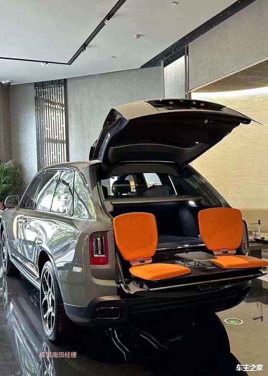 全新款劳斯莱斯库里南bb时尚限量版燃烬灰等待有缘人