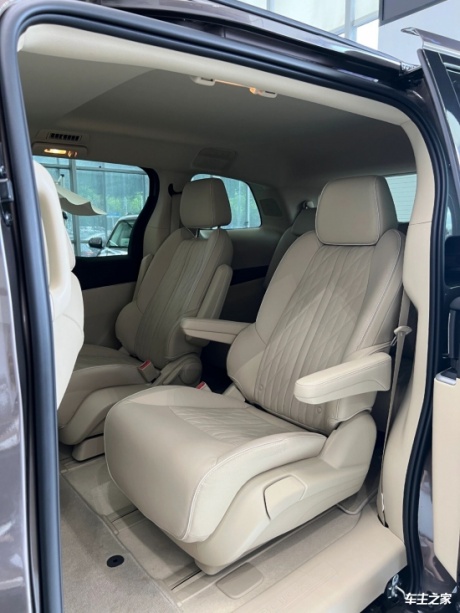 爆款推荐23款gl8陆上公务舱 琥珀金 性价比第一_新车到店 - 车主之家