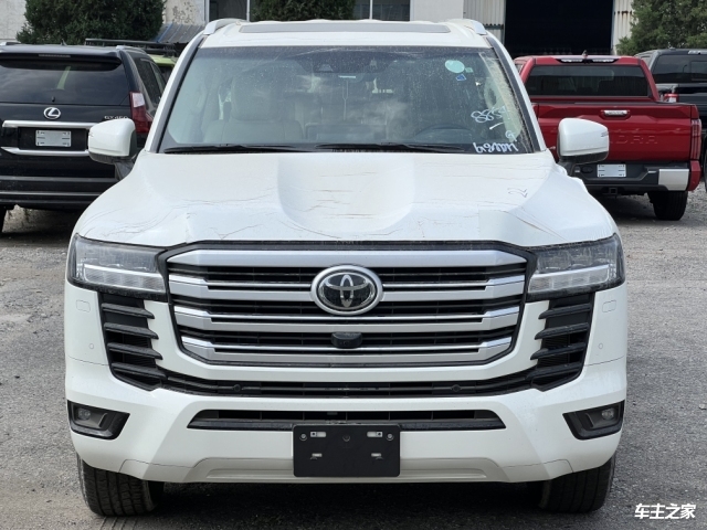 2022款中东版酷路泽lc300带雷测现车最低售价多钱