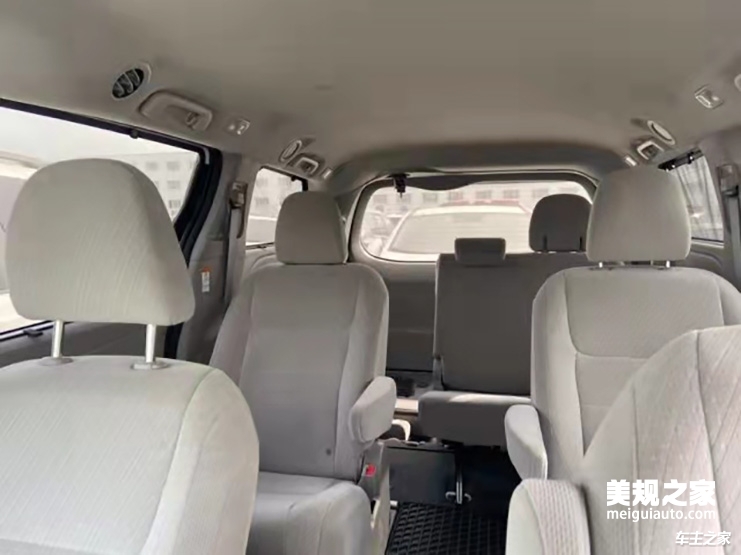 豪华商务MPV——平行进口2020款丰田塞纳LE 3.5L四驱加版