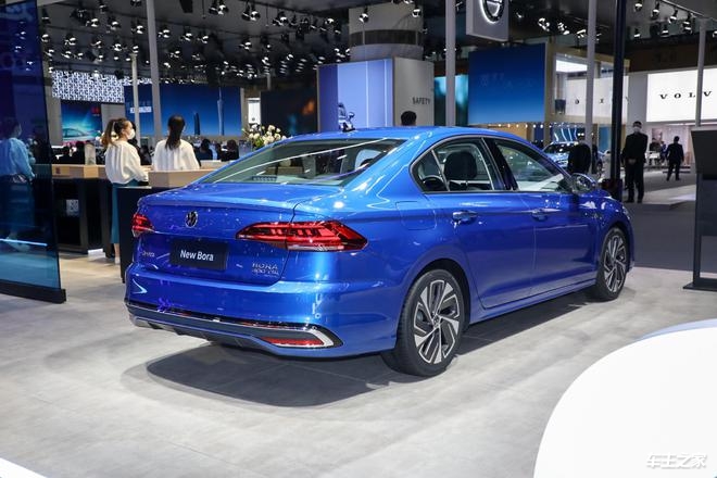 一汽大众宝来降价4.