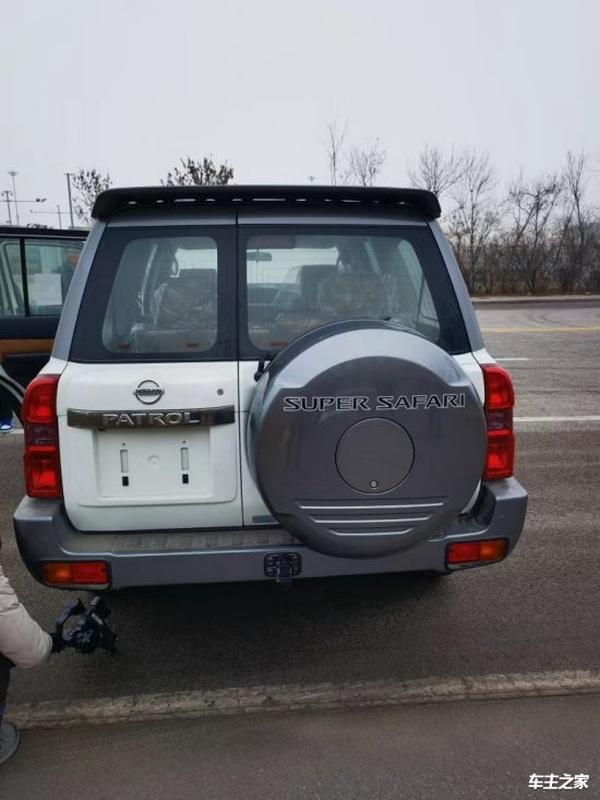 23款日产4800途乐y61西安758万专卖阿曼达gtr全系