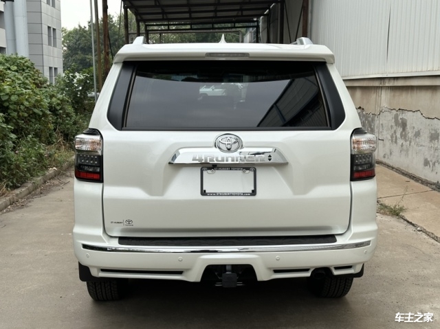 2023款国六丰田超霸ltd西安售价58万首付仅需11万