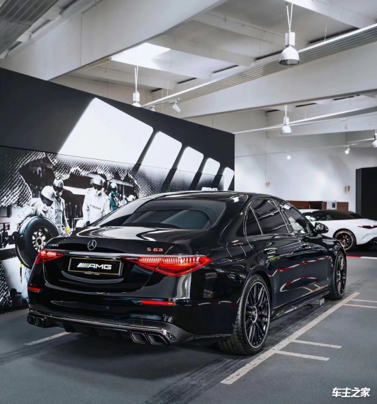 24款奔驰amgs63接受预定12月份交车