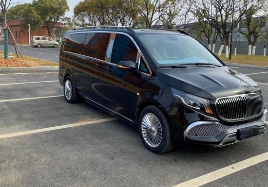 奔驰威霆改装案例天津滨海新区最大房车商务车个性化定制改装厂