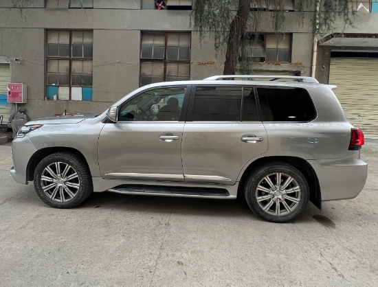 天津0815雷克萨斯lx570老款凌志57外观内饰老款改装升级新款价格