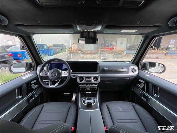 23款奔驰g400柴油大越野车起步价格17x全国可分期