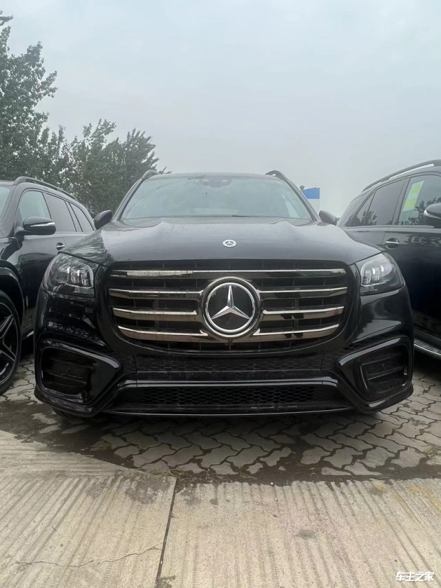 24款奔驰gls450年底特惠来袭最低110万起售