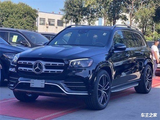 2023款奔驰gls450现车降价处理中起步价格105w欢迎来电咨询