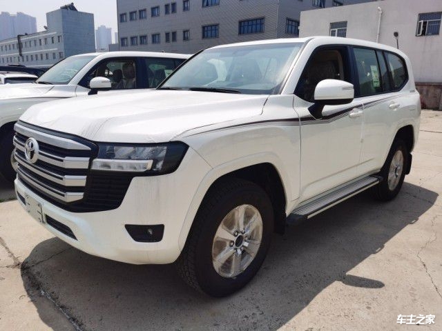 23款丰田酷路泽4000配置和参数报价详情