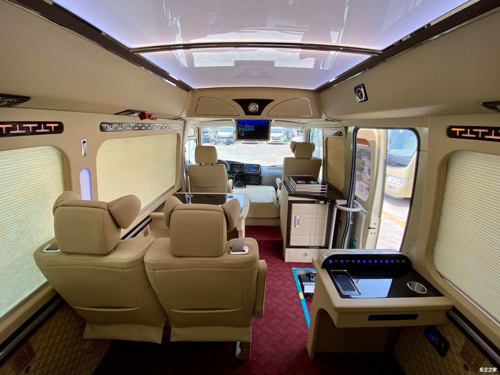 丰田考斯特全系列车型报价柯斯达