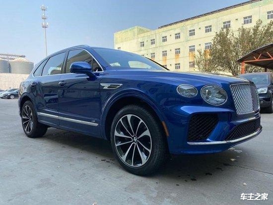 天津港平行进口宾利添越40t现车年底促销降价仅253万可提车