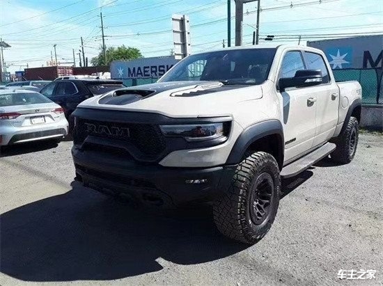 6723款道奇公羊霸王龙皮卡天花板