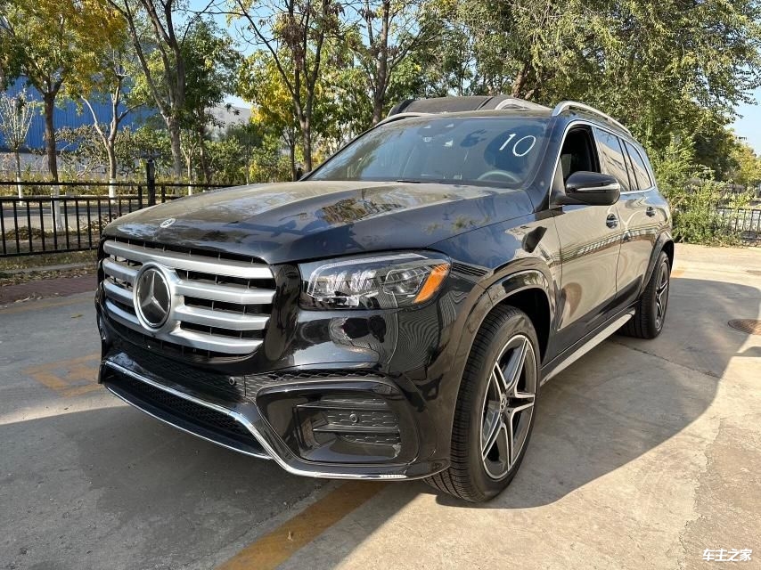 24款奔驰gls45030t天津港大量现车