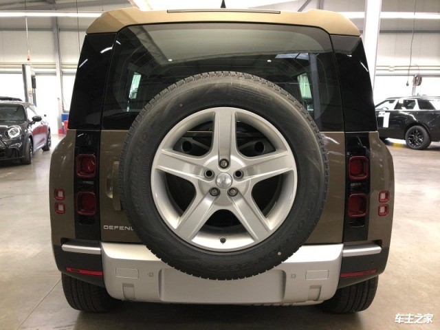 柴油版路虎卫士报价现车颜色齐全超省油