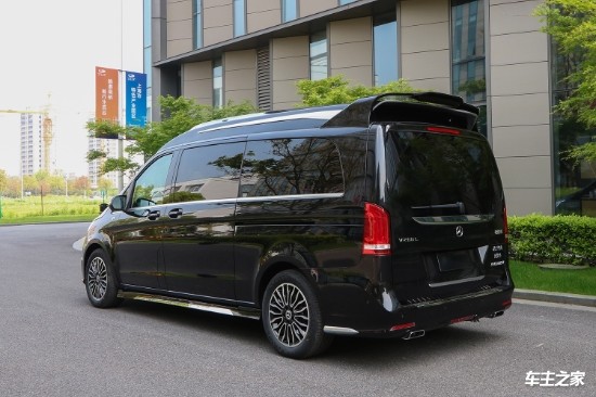 奔驰vclass古代皇帝座驾现代版御鉴