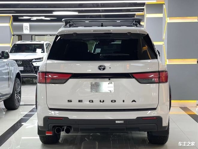 全新一代丰田红杉港口现车起步价格90w全国可分期欢迎来电咨询